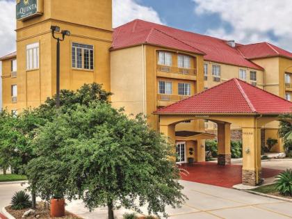 La Quinta Inn  Suites by Wyndham San Antonio North Stone Oak Texas